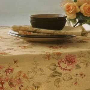 Nautica Floral Tablecloth - Cream and Pink
